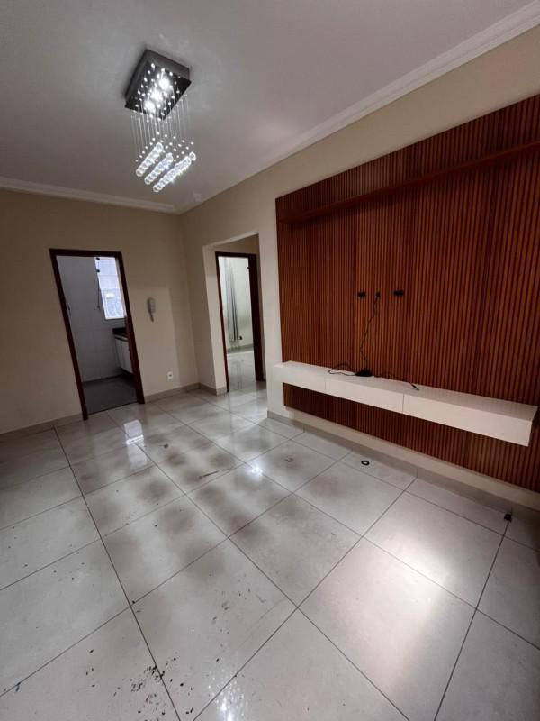 Apartamento, Cabral, 2 Quartos, 1 Vaga