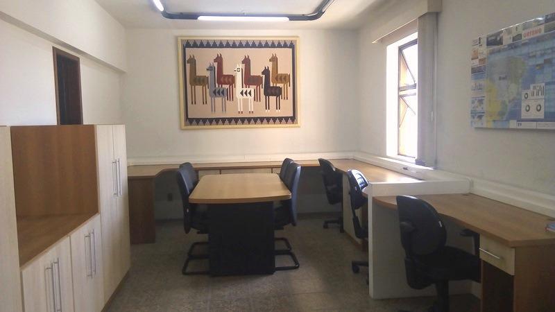 Sala, Barro Preto, 0 Quarto, 0 Vaga