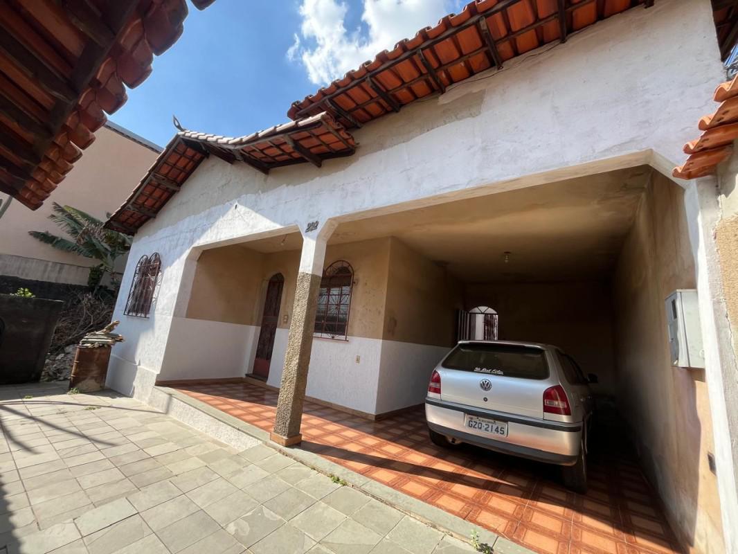 Casa, Milionários, 3 Quartos, 1 Vaga, 1 Suíte