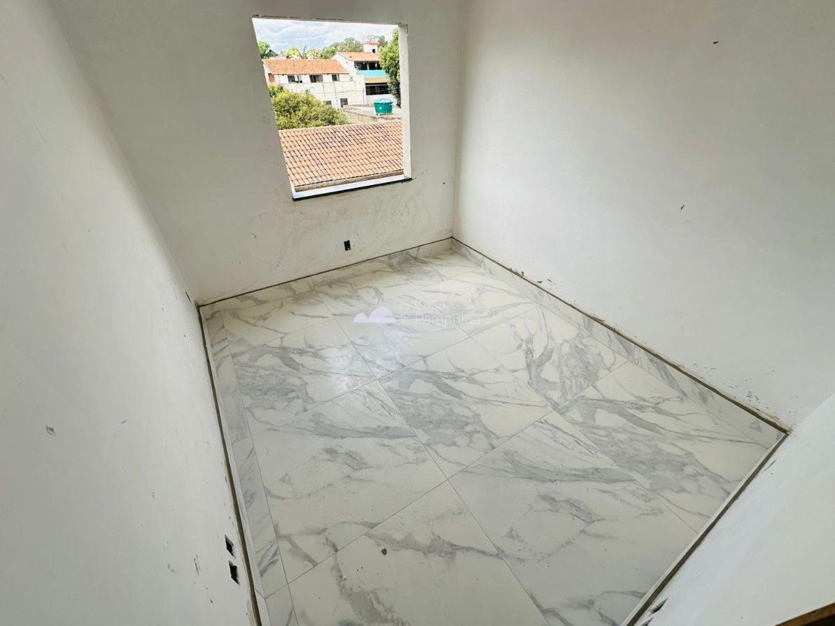 Casa, Jardim Leblon, 2 Quartos, 2 Vagas