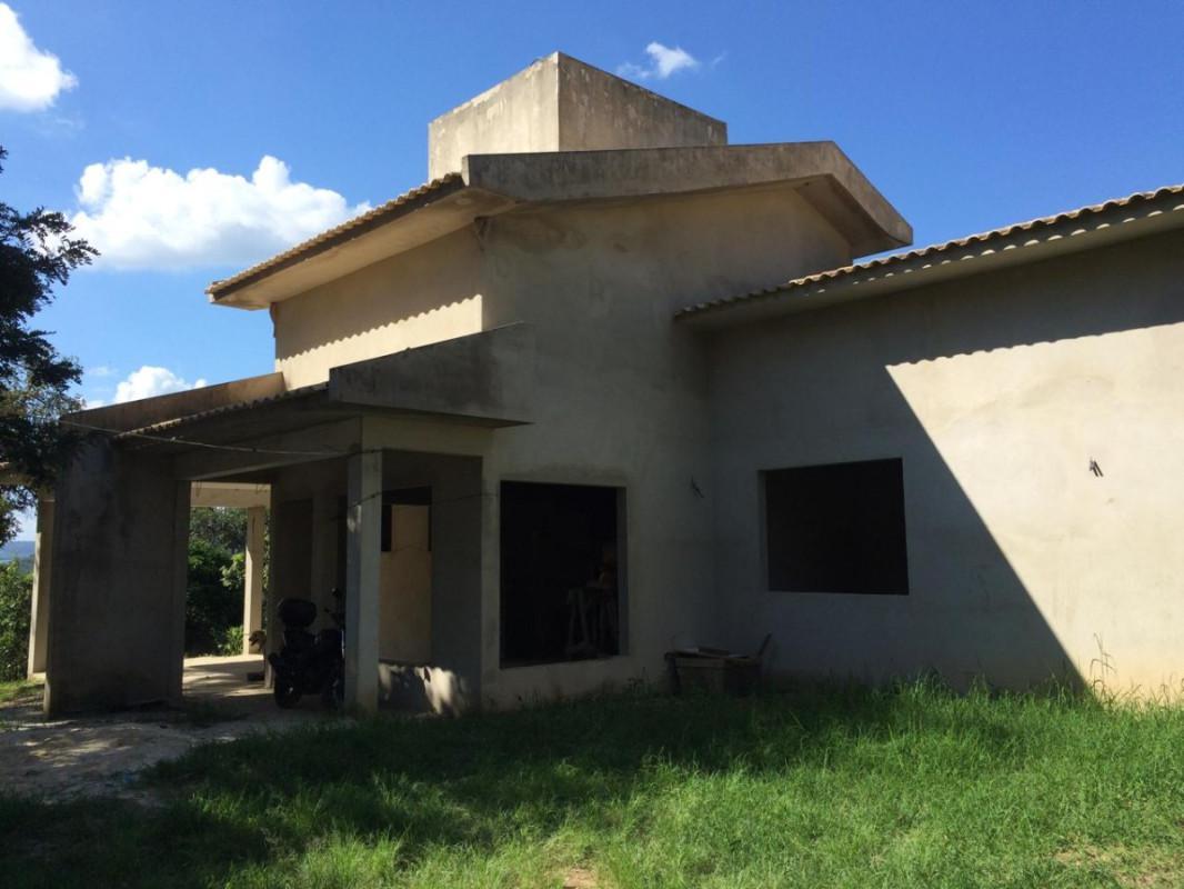 Fazenda, Vianópolis, 4 Quartos, 10 Vagas, 3 Suítes