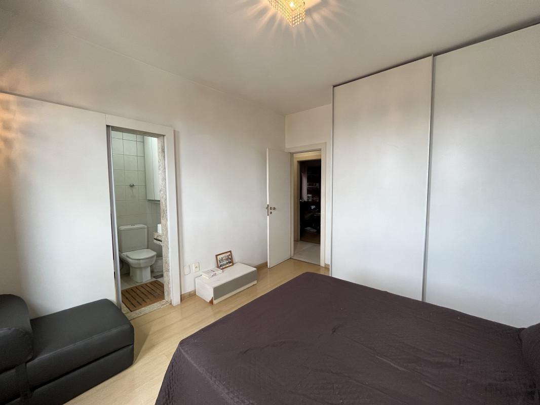 Apartamento, Centro, 4 Quartos, 3 Vagas, 2 Suítes