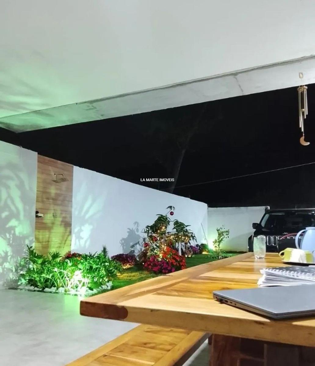 Casa, Marimbá, 2 Quartos, 4 Vagas, 1 Suíte