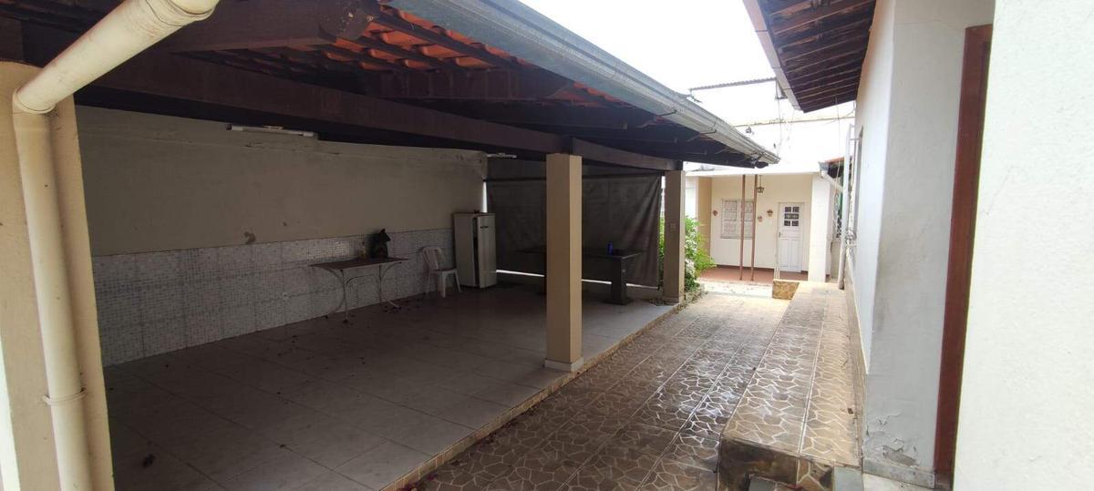 Casa, Santa Efigênia, 4 Quartos, 6 Vagas, 1 Suíte