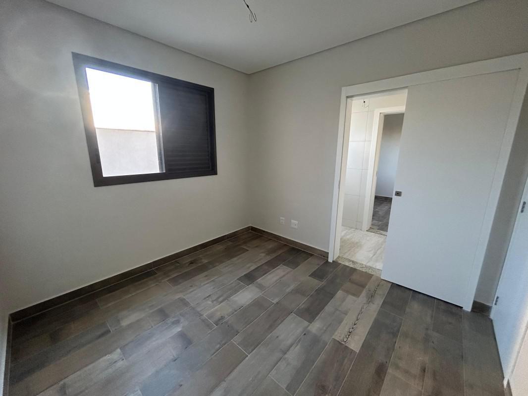 Apartamento, Jaraguá, 4 Quartos, 3 Vagas, 4 Suítes