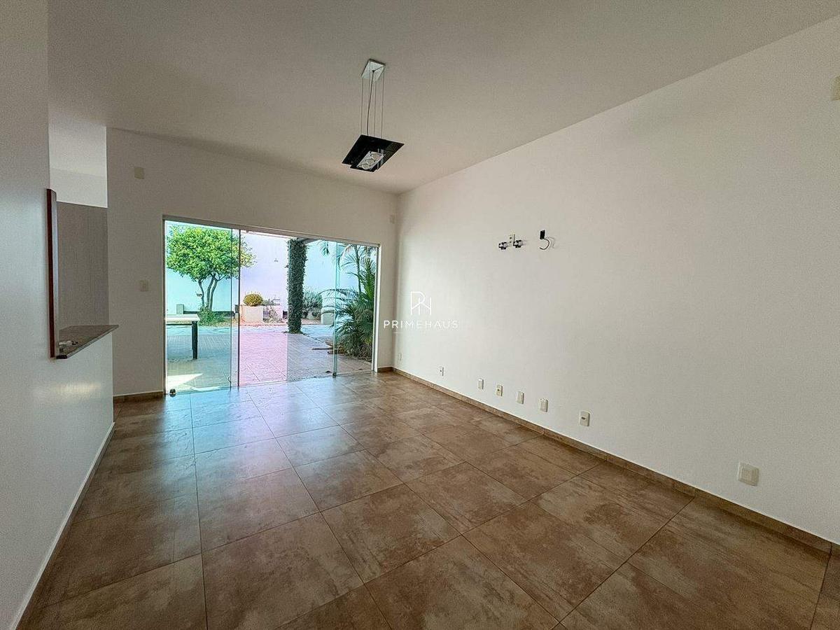 Casa, Fonte Grande, 4 Quartos, 3 Vagas, 3 Suítes