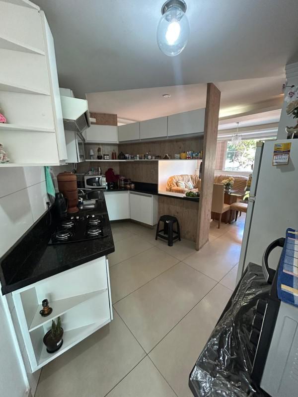 Apartamento, Coqueiros, 2 Quartos, 1 Vaga