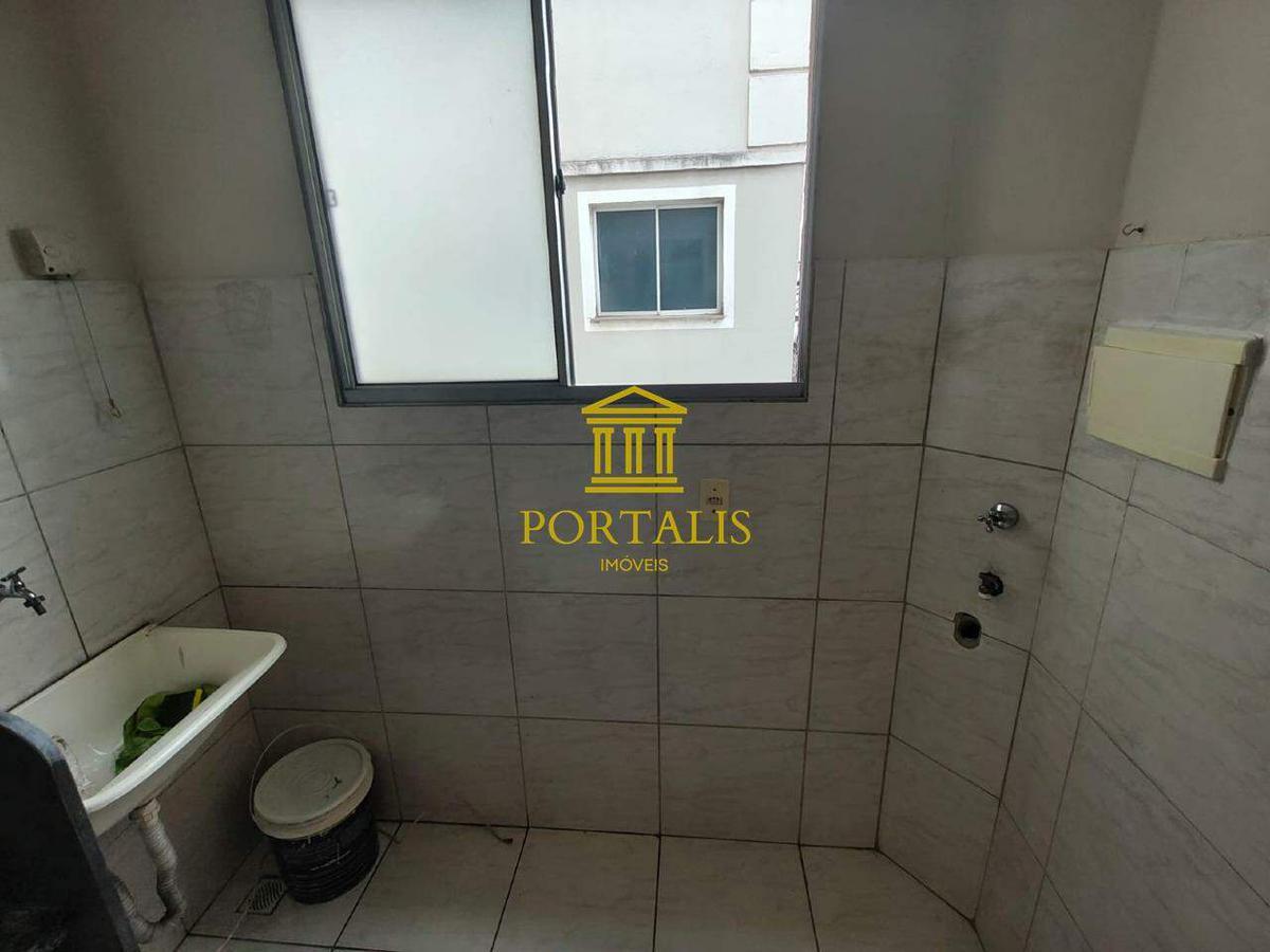 Apartamento, Cabral, 2 Quartos, 1 Vaga