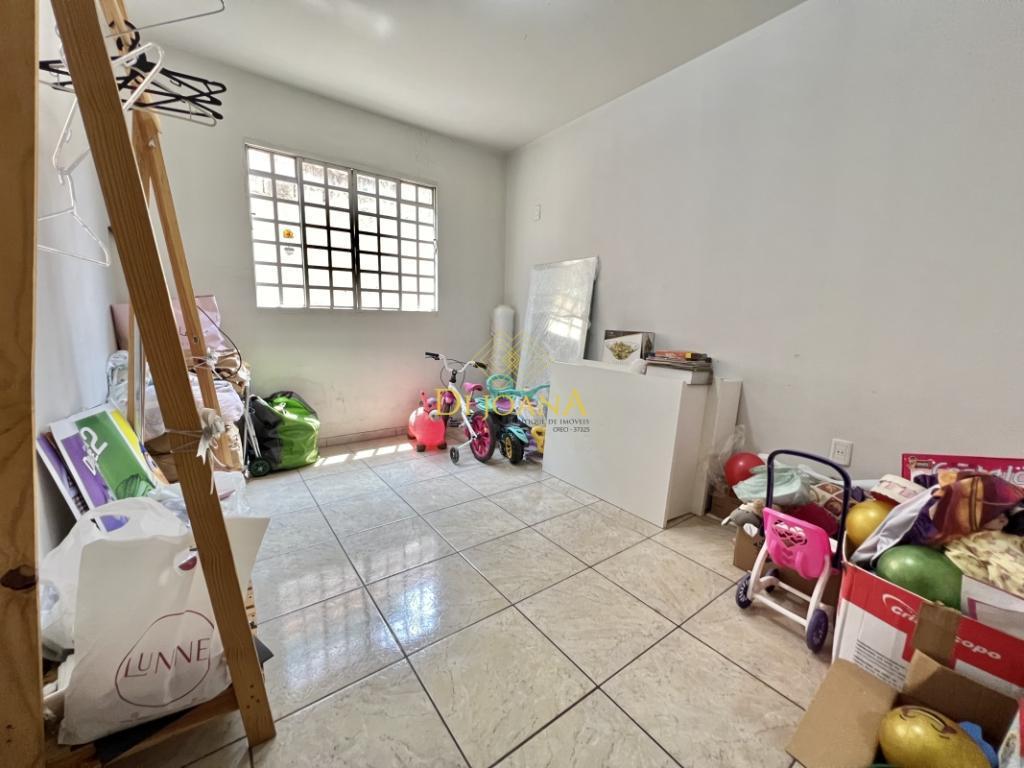 Casa, Jardim Brasília, 5 Quartos, 4 Vagas, 1 Suíte