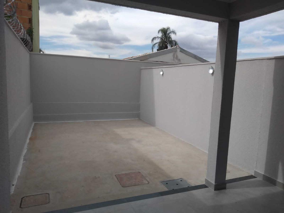 Casa, Parque Xangri-lá, 3 Quartos, 2 Vagas, 1 Suíte