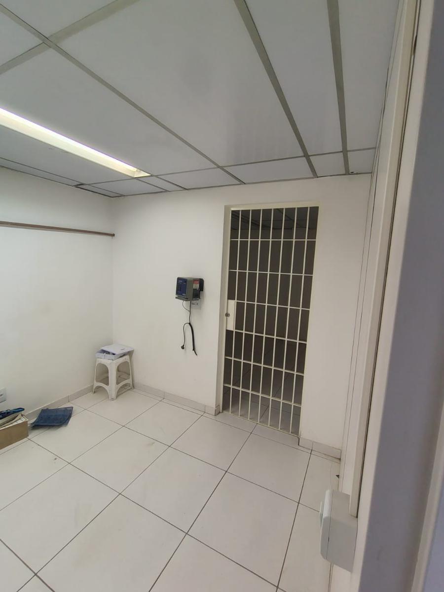 Andar, Centro, 0 Quarto, 0 Vaga