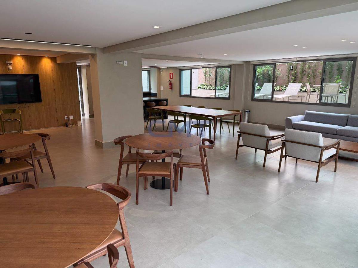 Apartamento, Funcionários, 2 Quartos, 2 Vagas, 1 Suíte