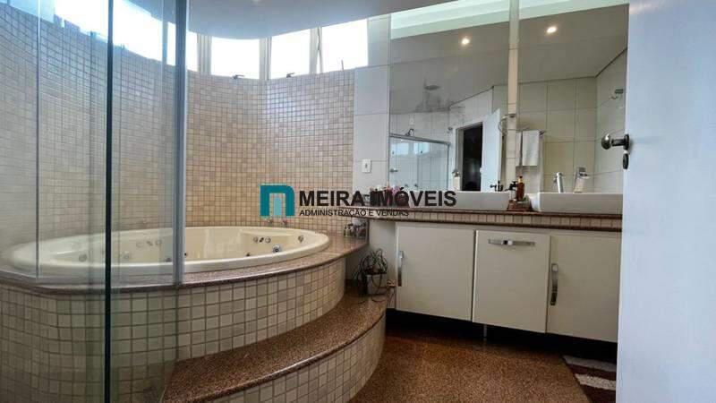 Casa, Paquetá, 4 Quartos, 5 Vagas, 2 Suítes