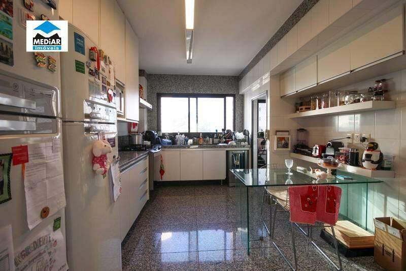 Apartamento, Belvedere, 4 Quartos, 4 Vagas, 2 Suítes