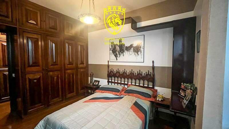 Casa, Comiteco, 5 Quartos, 6 Vagas, 2 Suítes