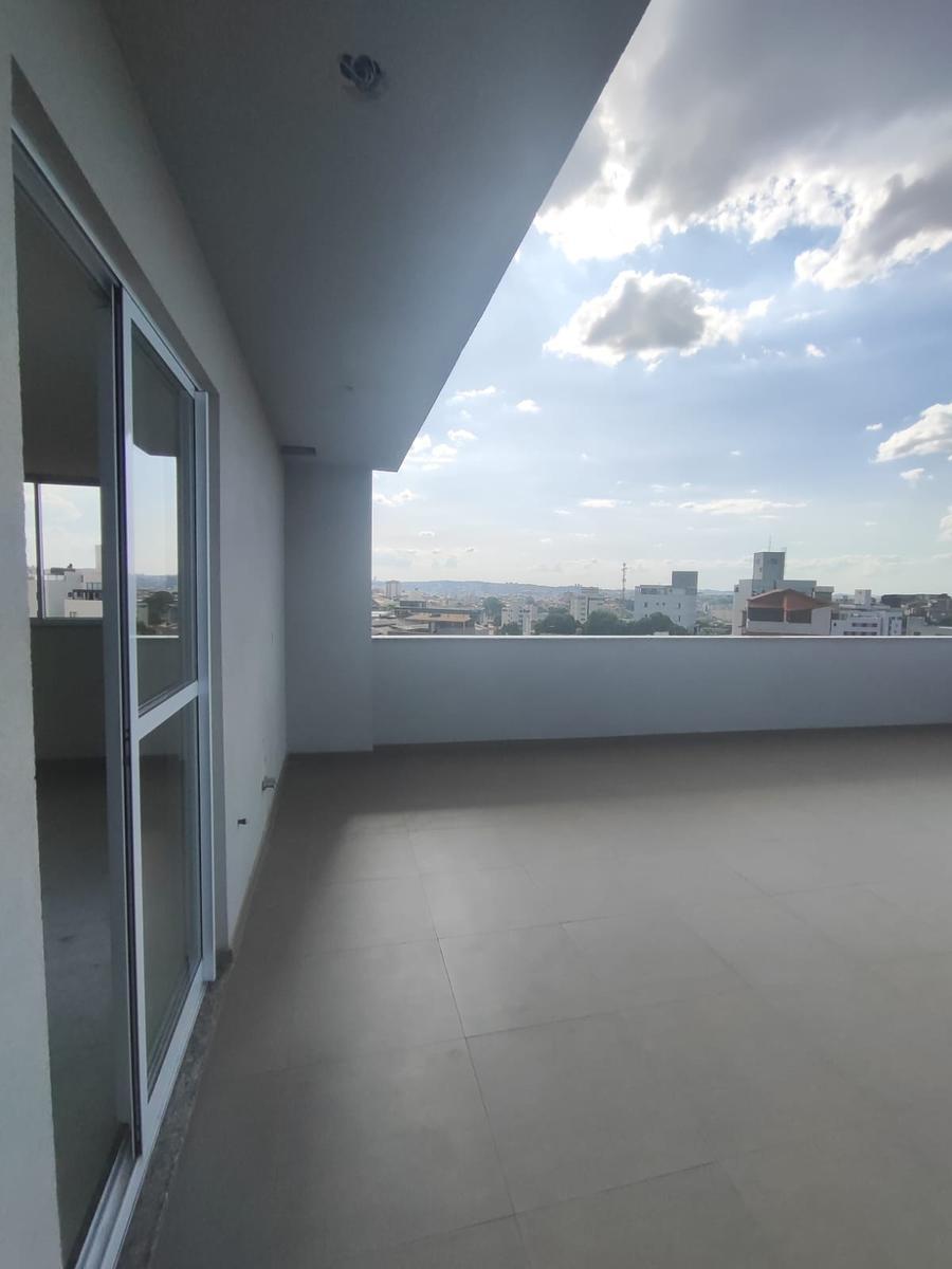 Cobertura, Prado, 3 Quartos, 4 Vagas, 1 Suíte
