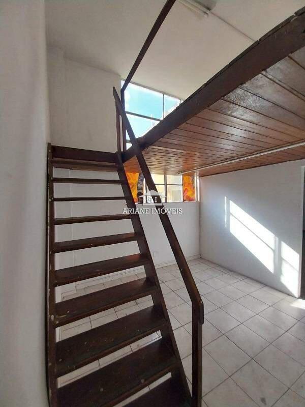 Andar, Centro, 0 Quarto, 0 Vaga