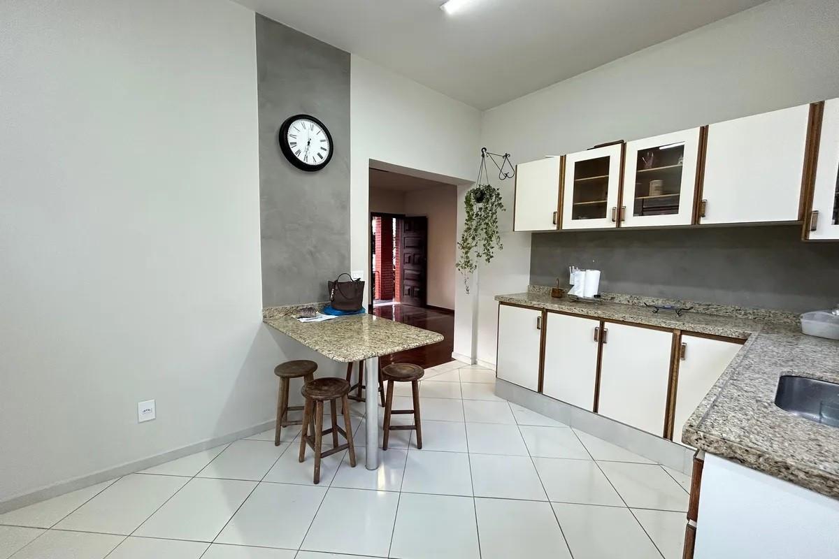 Casa, Liberdade, 4 Quartos, 3 Vagas, 2 Suítes