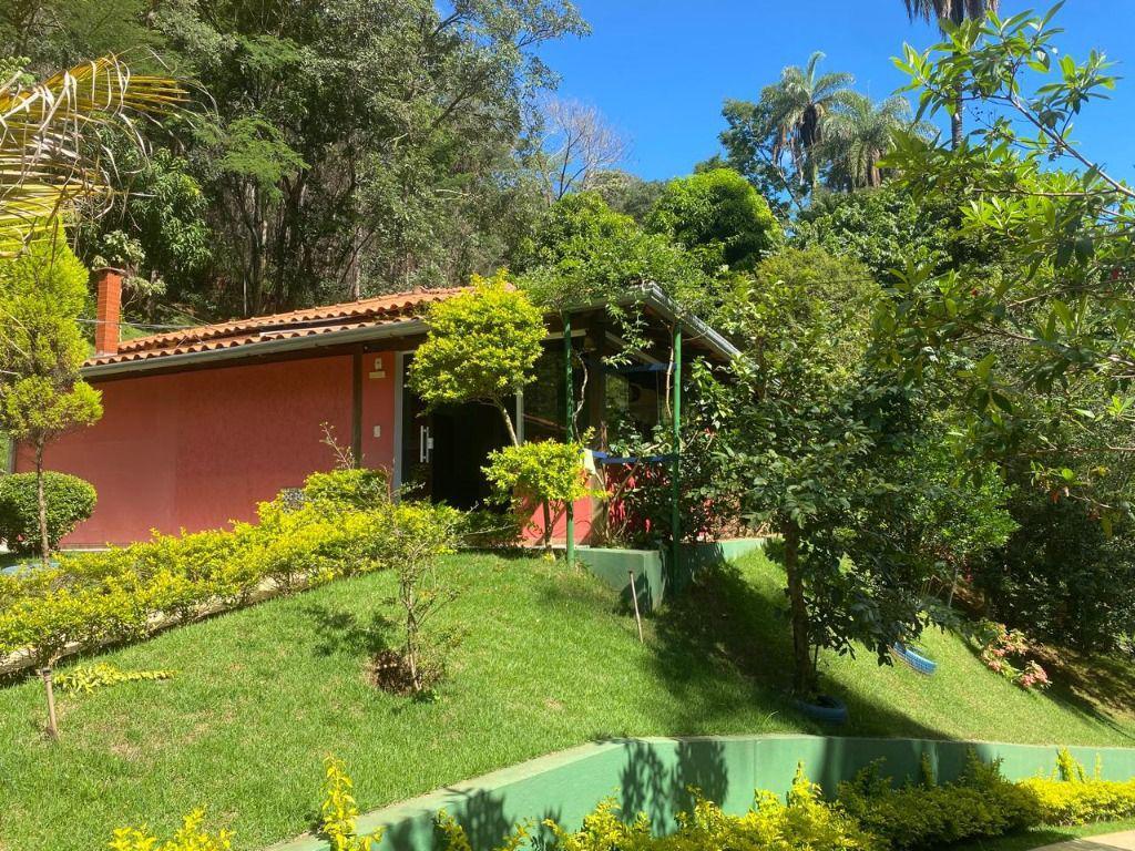 Fazenda, Ravena, 2 Quartos, 0 Vaga, 2 Suítes