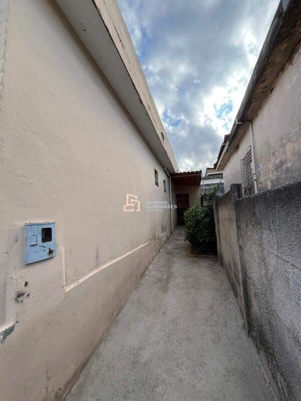 Casa, Coqueiros, 3 Quartos, 4 Vagas, 1 Suíte