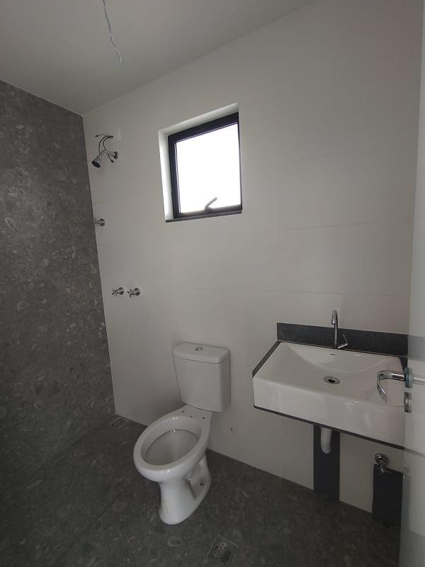 Cobertura, Prado, 2 Quartos, 2 Vagas, 1 Suíte