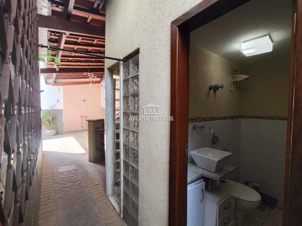 Casa, Sagrada Família, 4 Quartos, 5 Vagas, 1 Suíte
