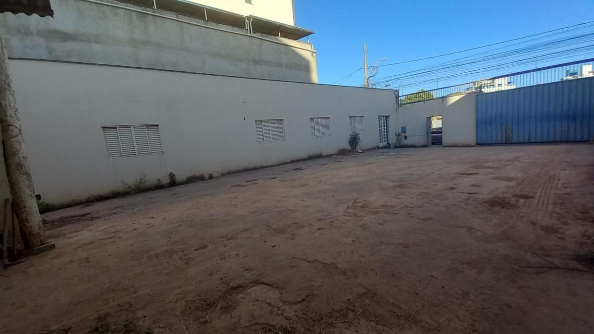 Galpão, Dona Clara, 0 Quarto, 15 Vagas