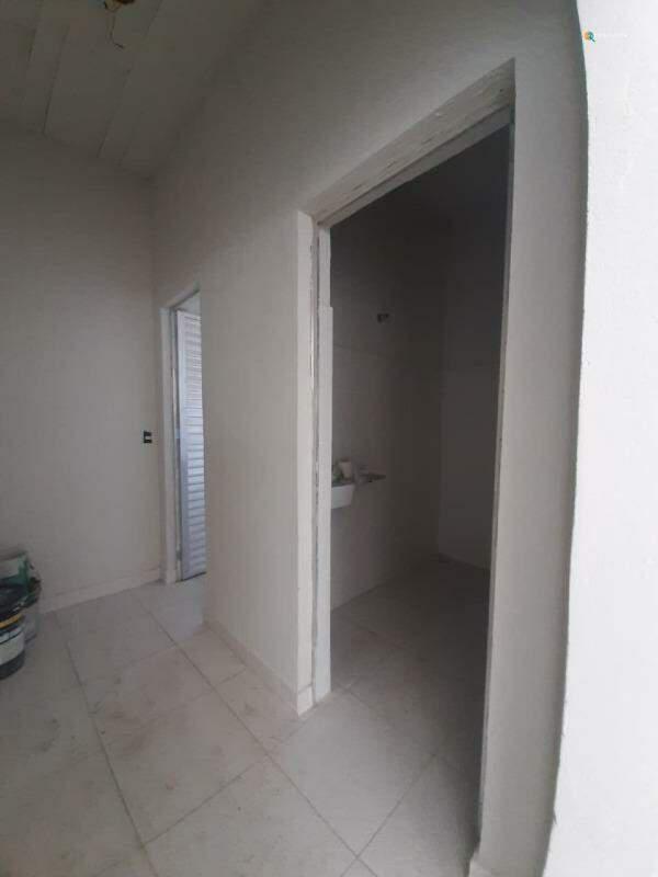 Galpão, Quarenta e Dois, 0 Quarto, 4 Vagas