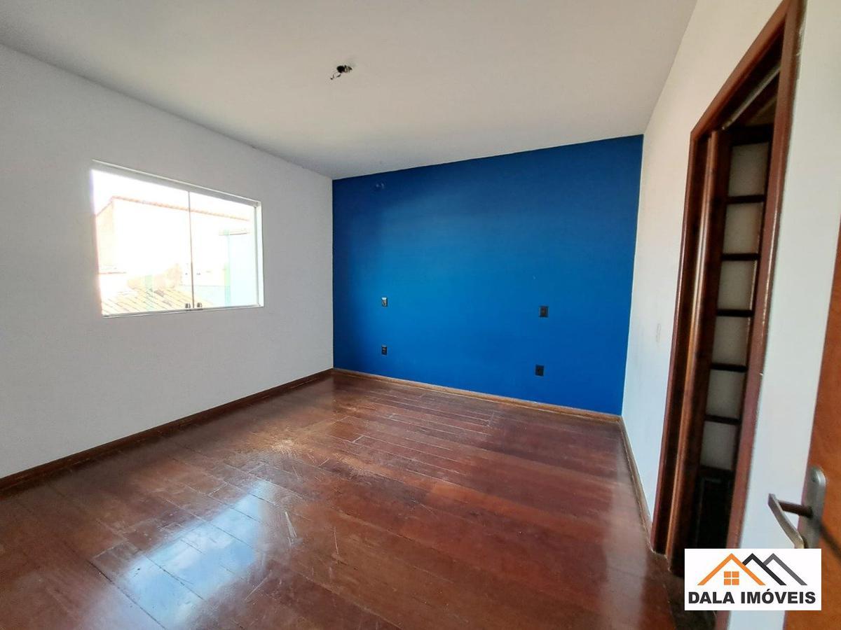 Casa, Santa Mônica, 4 Quartos, 5 Vagas, 2 Suítes