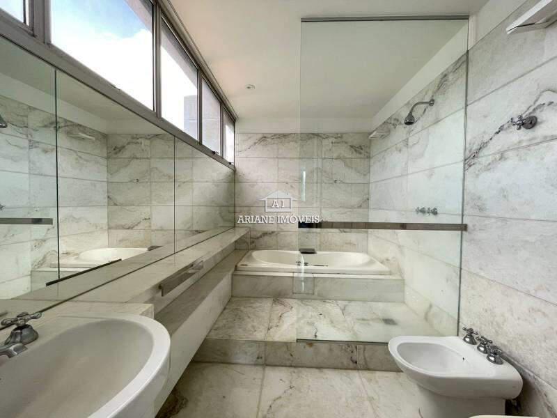 Cobertura, Savassi, 4 Quartos, 3 Vagas, 2 Suítes