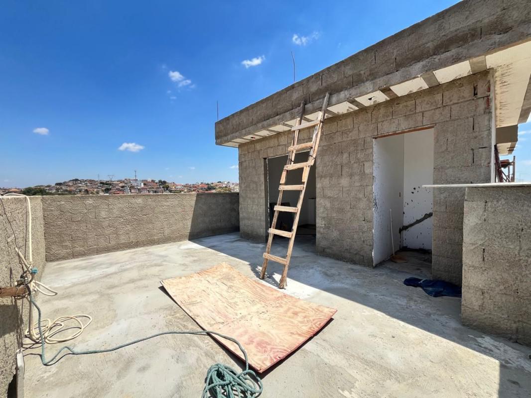 Cobertura, Conjunto Habitacional Vale do Jatobá, 2 Quartos, 1 Vaga, 1 Suíte