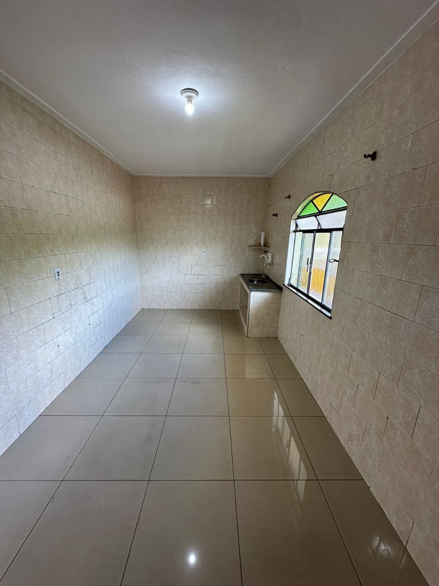 Casa, São José, 3 Quartos, 0 Vaga, 1 Suíte