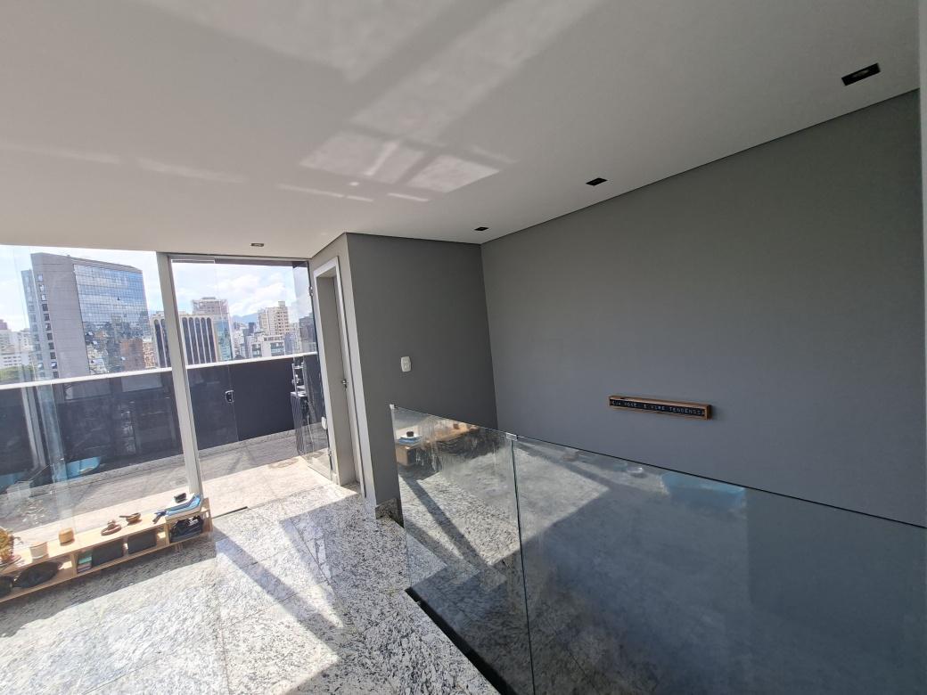 Cobertura, Savassi, 2 Quartos, 2 Vagas, 2 Suítes