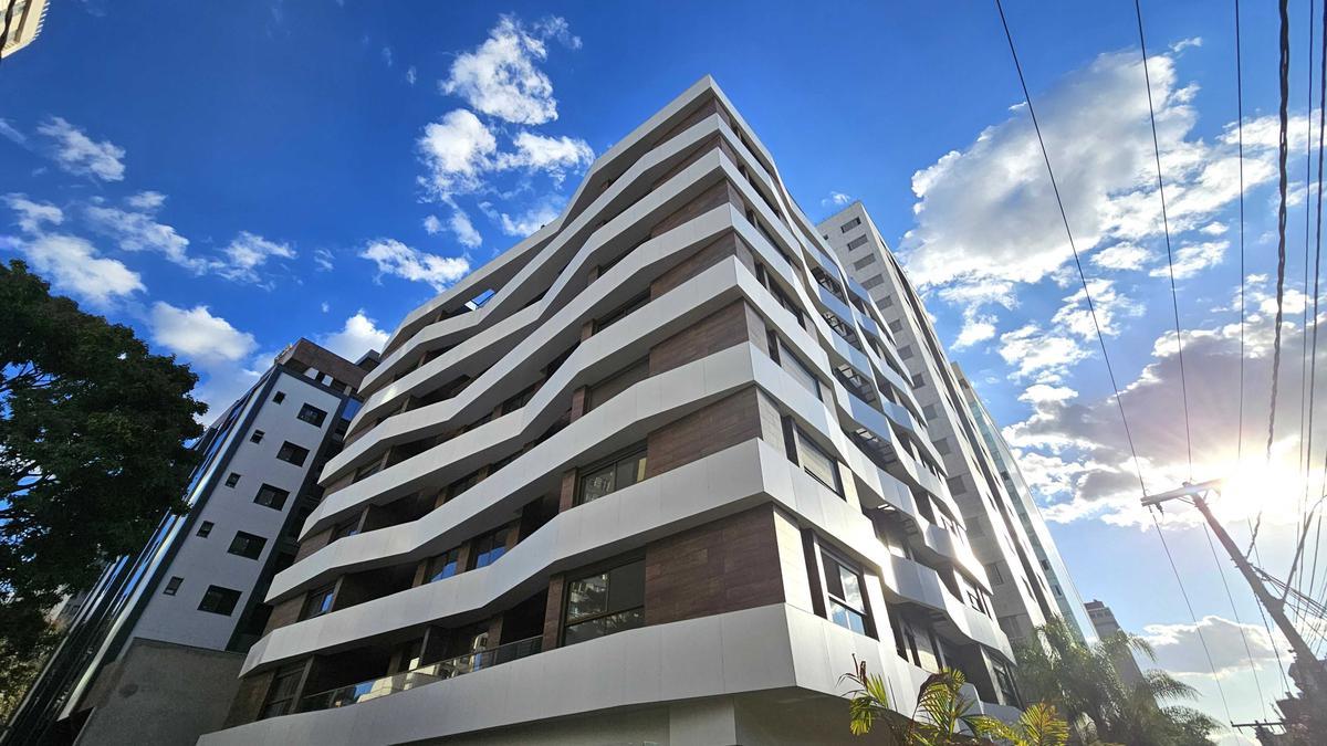 Apartamento, Santa Efigênia, 3 Quartos, 2 Vagas, 2 Suítes