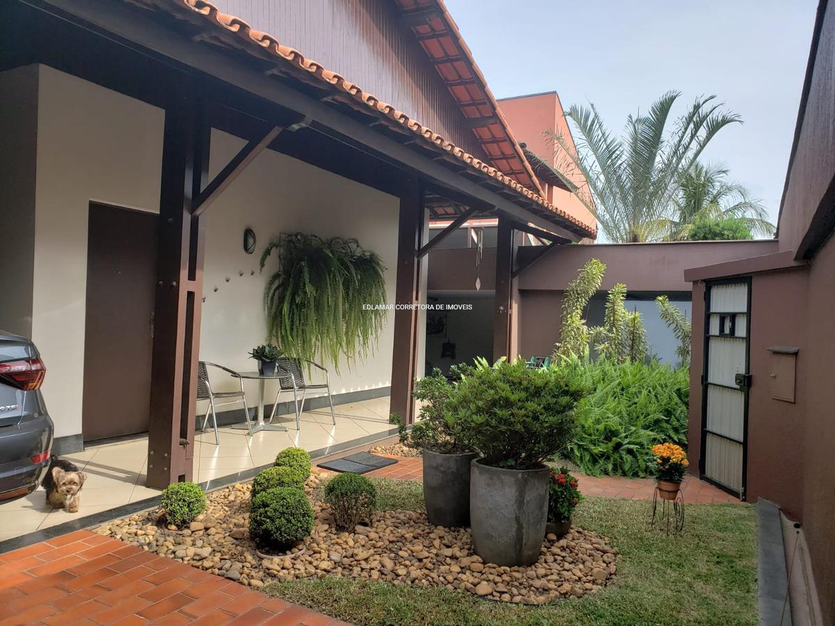 Casa, Jardim Riacho das Pedras, 4 Quartos, 4 Vagas, 1 Suíte