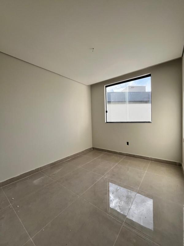 Casa, Masterville, 2 Quartos, 2 Vagas