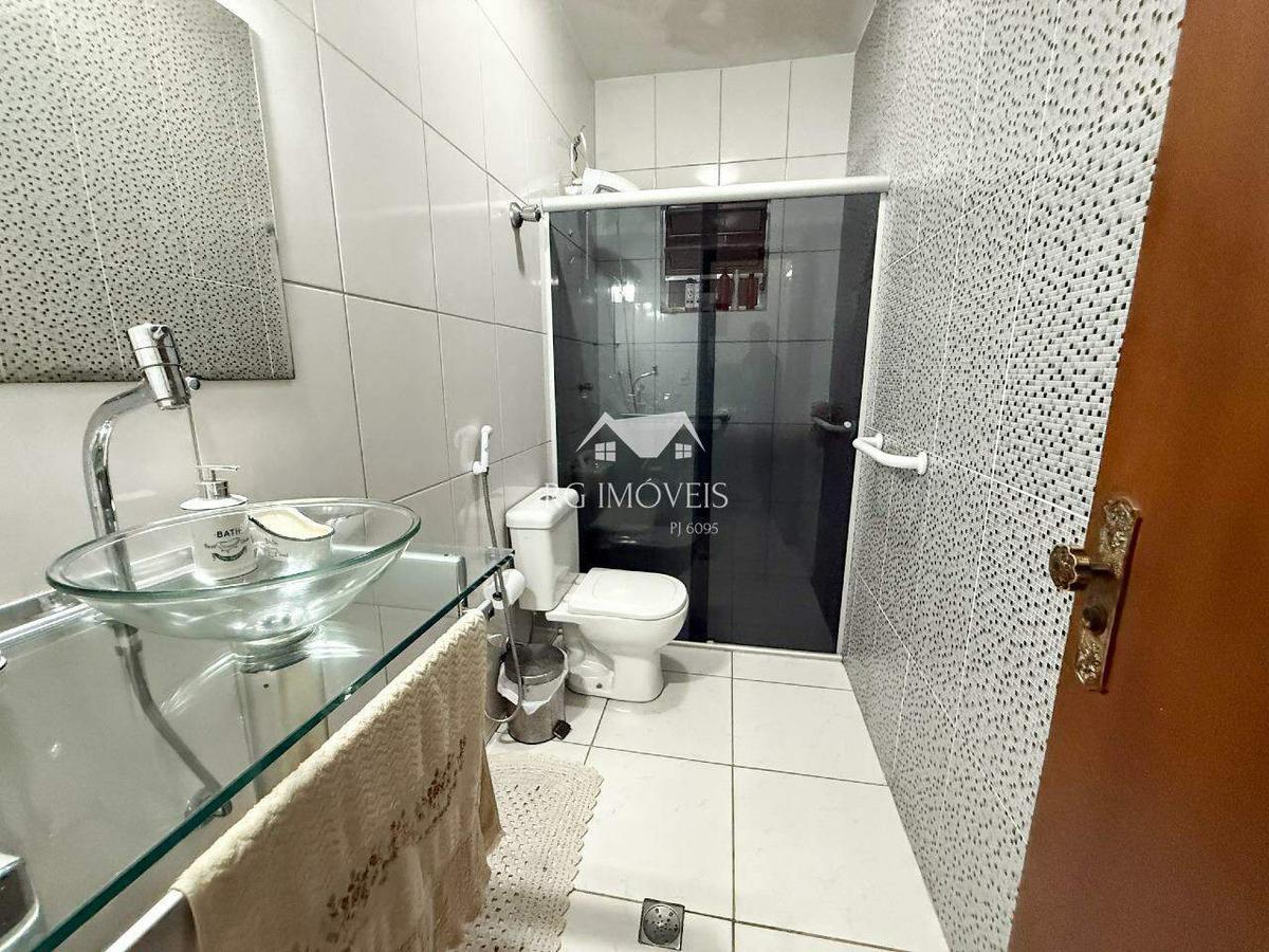 Casa, Araguaia, 4 Quartos, 3 Vagas, 1 Suíte