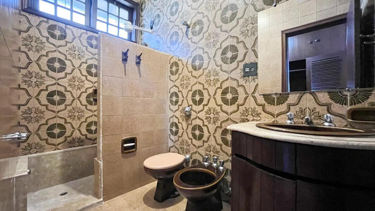 Casa, São Luiz (pampulha), 6 Quartos, 10 Vagas, 3 Suítes