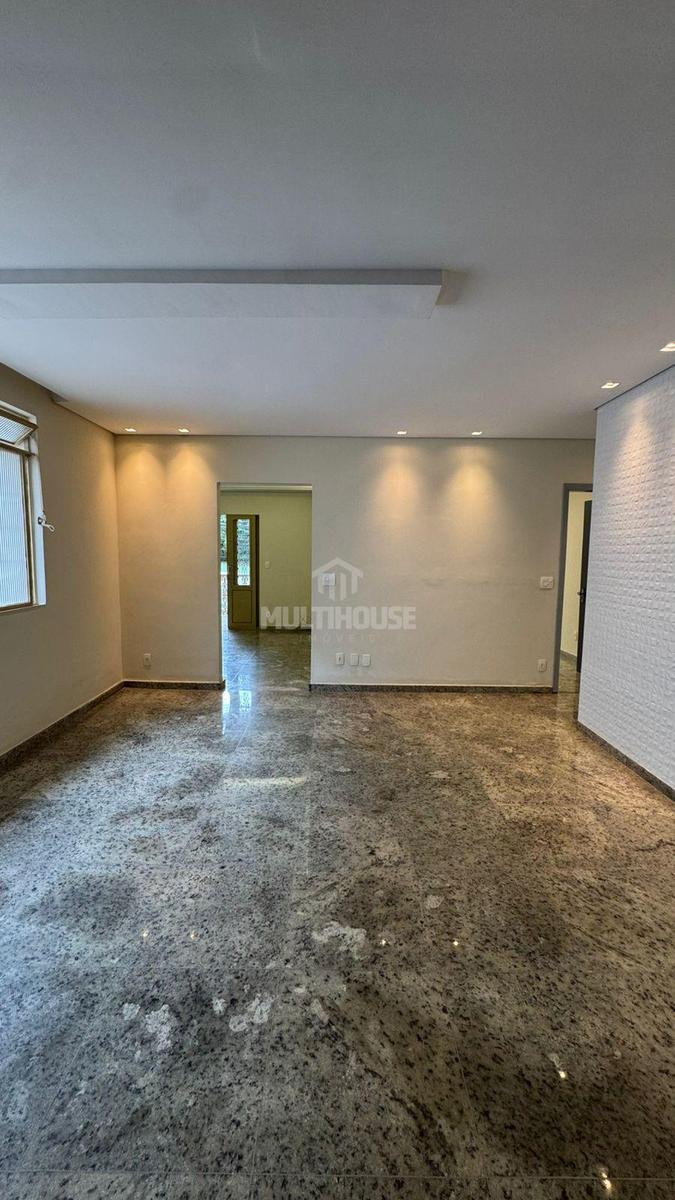 Casa, São Luiz (pampulha), 4 Quartos, 3 Vagas, 1 Suíte