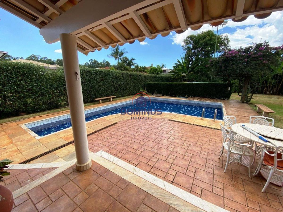 Casa, Alphaville - Lagoa dos Ingleses, 4 Quartos, 4 Vagas, 1 Suíte