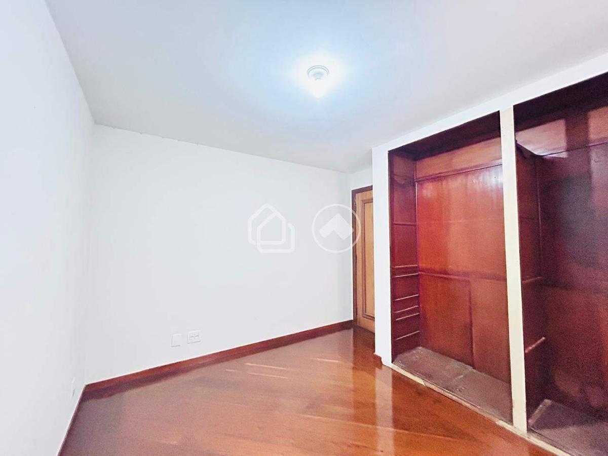 Casa, Santa Teresa, 8 Quartos, 6 Vagas, 2 Suítes