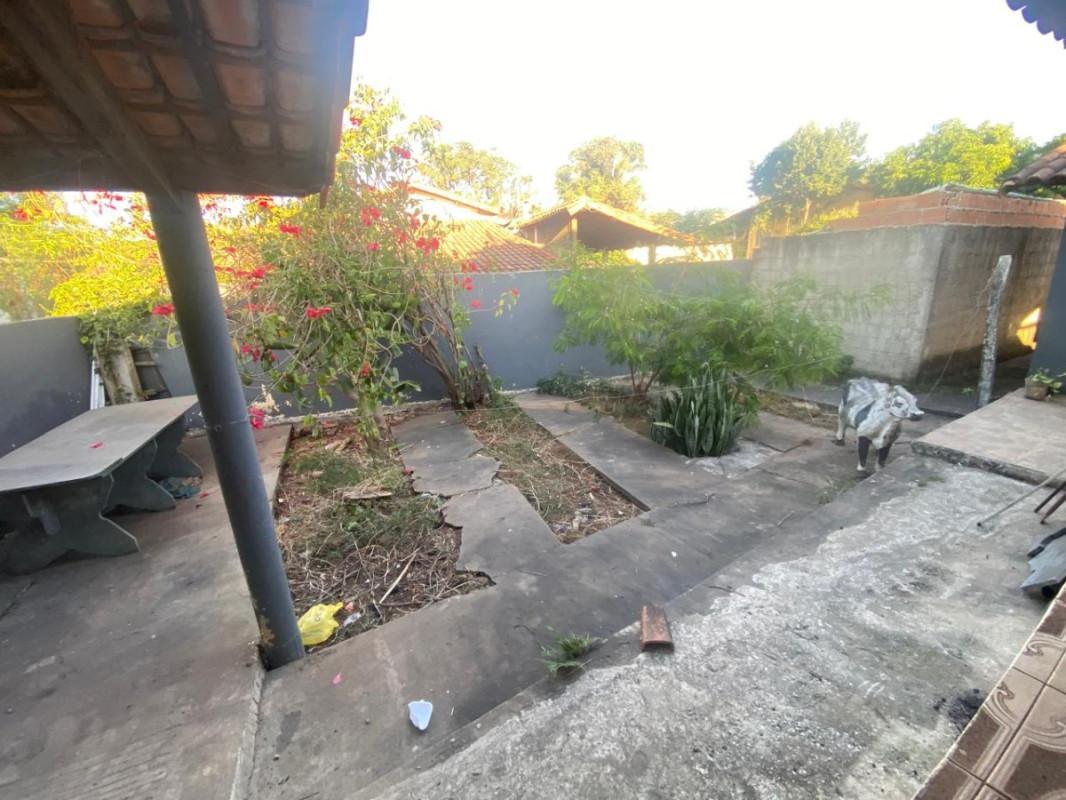 Casa, Recanto do Cedro, 4 Quartos, 8 Vagas, 1 Suíte