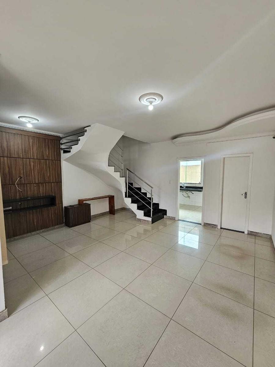 Casa, Cabral, 3 Quartos, 1 Vaga, 1 Suíte