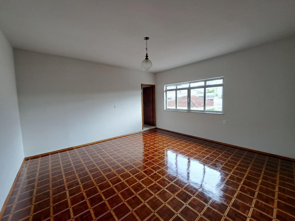 Casa, Centro, 3 Quartos, 0 Vaga