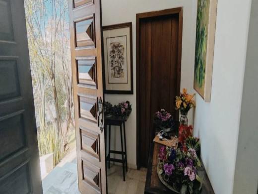 Casa, São Luiz (pampulha), 1 Quarto, 1 Vaga, 2 Suítes