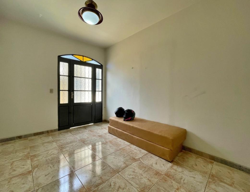 Casa, Jardim Leblon, 3 Quartos, 3 Vagas, 1 Suíte