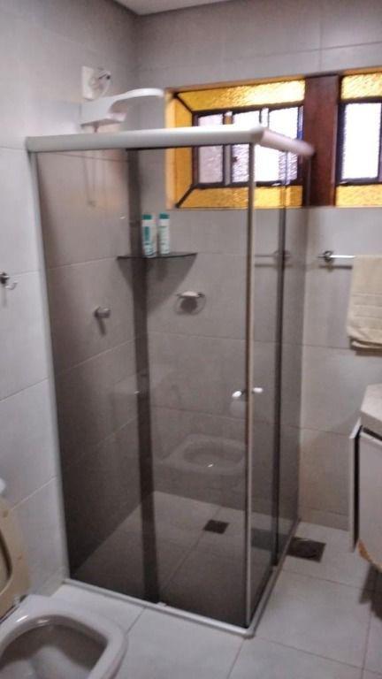 Casa, Centro, 4 Quartos, 3 Vagas, 1 Suíte
