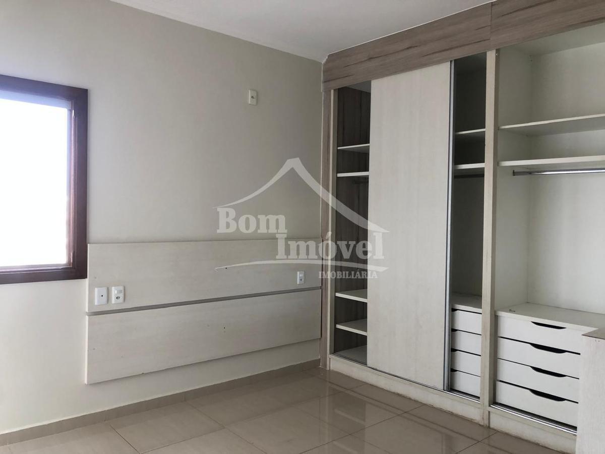 Casa, Centro, 2 Quartos, 2 Vagas, 1 Suíte