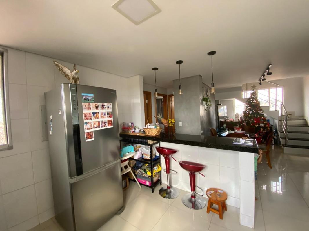 Cobertura, Nova Esperança, 3 Quartos, 2 Vagas, 1 Suíte