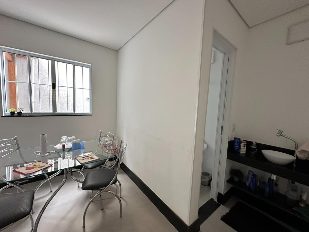 Casa, Santa Cruz, 3 Quartos, 1 Vaga, 1 Suíte